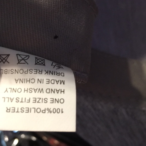 Nice hat - Picture 6 of 6